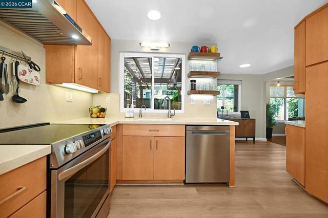 336 Pimlico Dr, Walnut Creek, CA 94597
