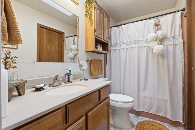 4011 MAPLE AVE, Rapid City, SD 57701