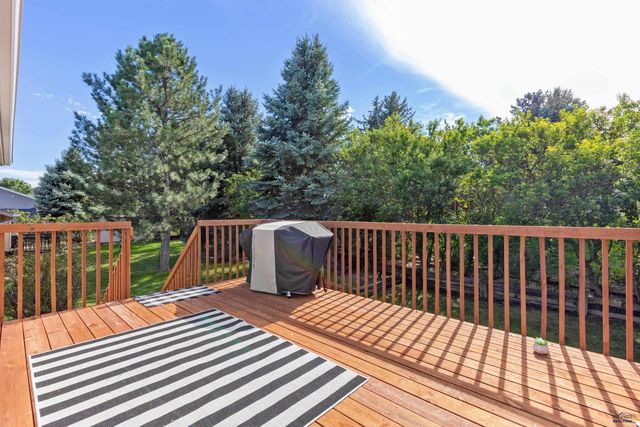 4011 MAPLE AVE, Rapid City, SD 57701