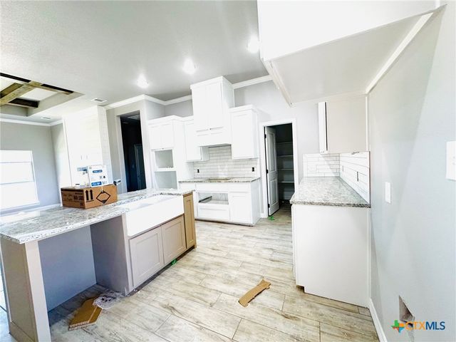 162 Chantry Lane, Gatesville, TX 76528