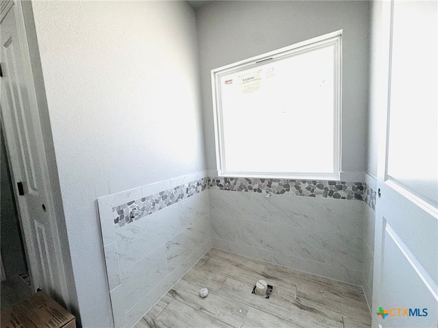 162 Chantry Lane, Gatesville, TX 76528