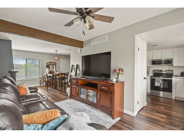 3501 S Kittredge St B, Aurora, CO 80013