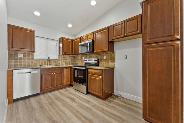 2900 Olivewood Terrace 2010, Boca Raton, FL 33431