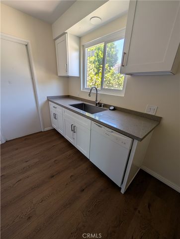 1400 Lynoak Dr, Claremont, CA 91711