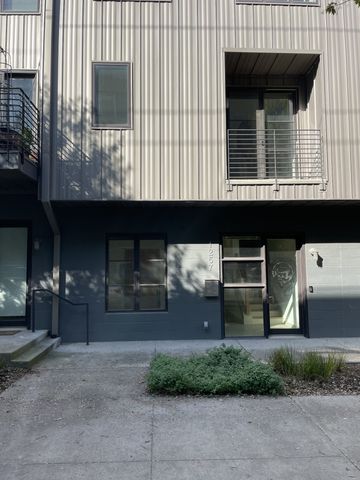 1257 Martin St, Nashville, TN 37203