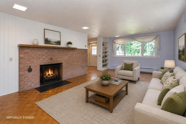1105 S TIMMERS LANE, Appleton, WI 54914