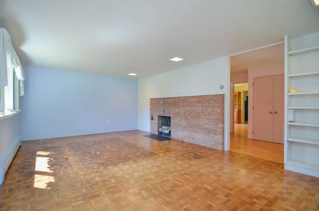 1105 S TIMMERS LANE, Appleton, WI 54914