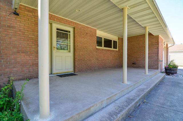 1105 S TIMMERS LANE, Appleton, WI 54914