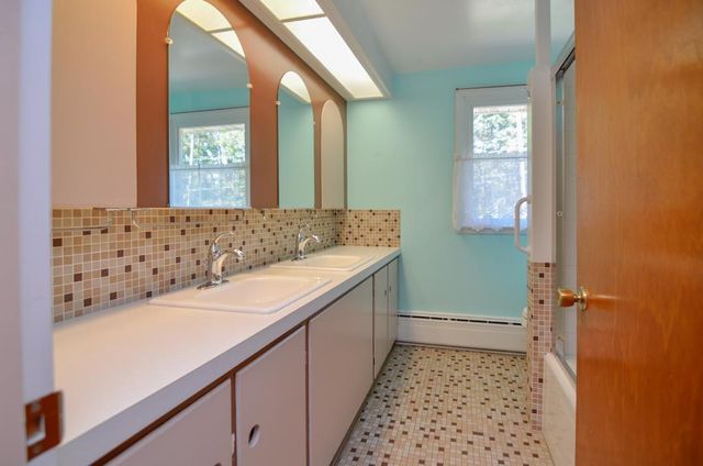 1105 S TIMMERS LANE, Appleton, WI 54914
