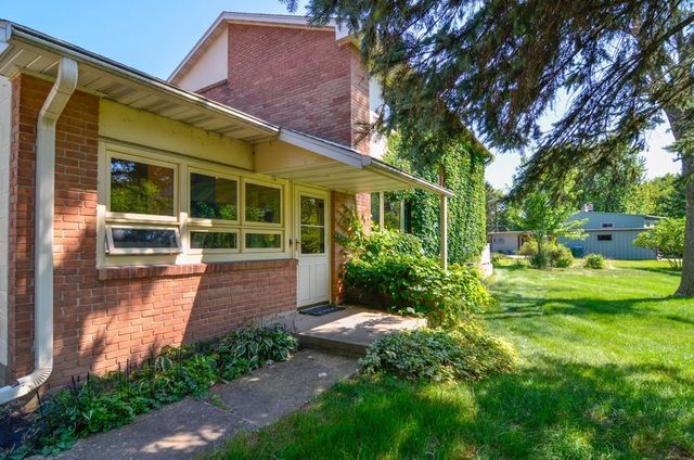 1105 S TIMMERS LANE, Appleton, WI 54914
