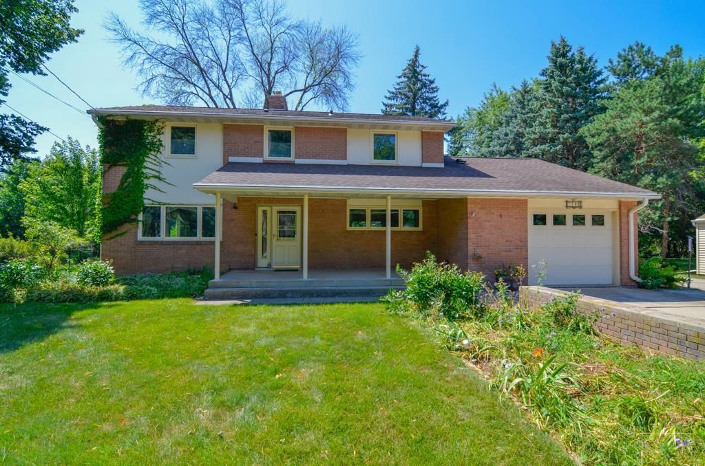 1105 S TIMMERS LANE, Appleton, WI 54914