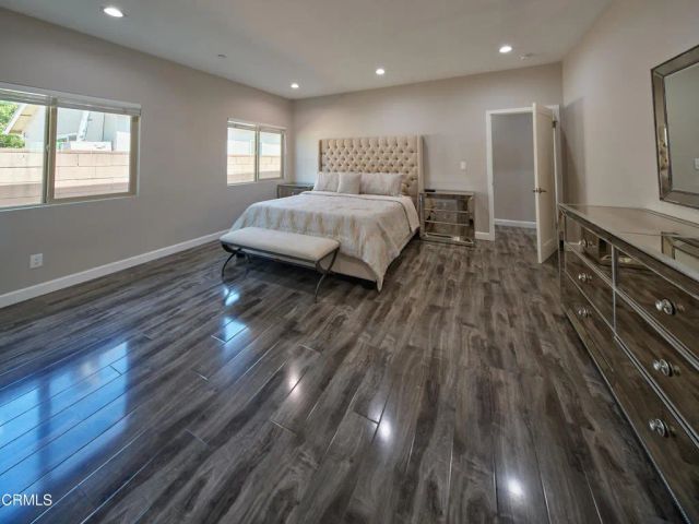 11045 Califa Street, North Hollywood, CA 91601