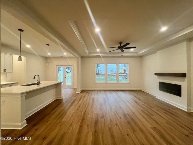 865 Blue Bird Drive, Vass, NC 28394