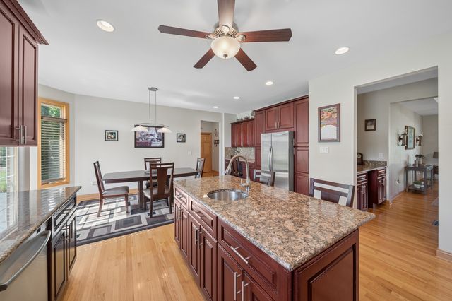 9501 W MAJESTIC Drive, Monee, IL 60449