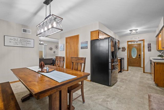 3521 Ascot DRIVE, Mount Pleasant, WI 53406