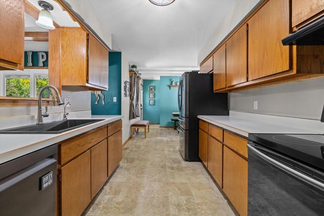 3521 Ascot DRIVE, Mount Pleasant, WI 53406