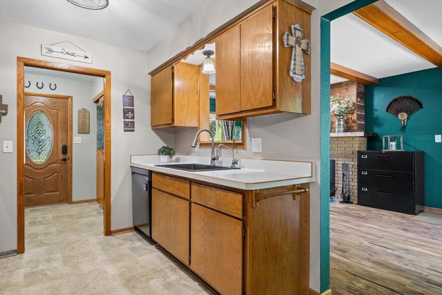 3521 Ascot DRIVE, Mount Pleasant, WI 53406