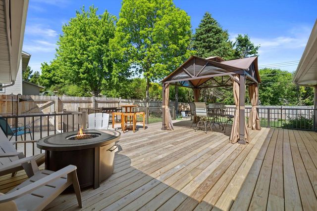 3521 Ascot DRIVE, Mount Pleasant, WI 53406