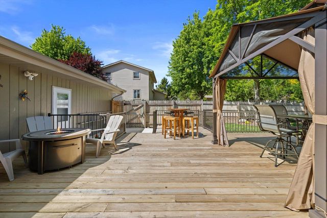 3521 Ascot DRIVE, Mount Pleasant, WI 53406