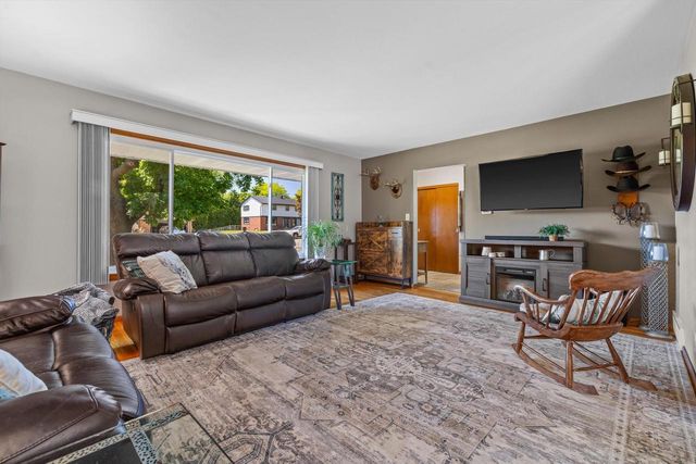 3521 Ascot DRIVE, Mount Pleasant, WI 53406