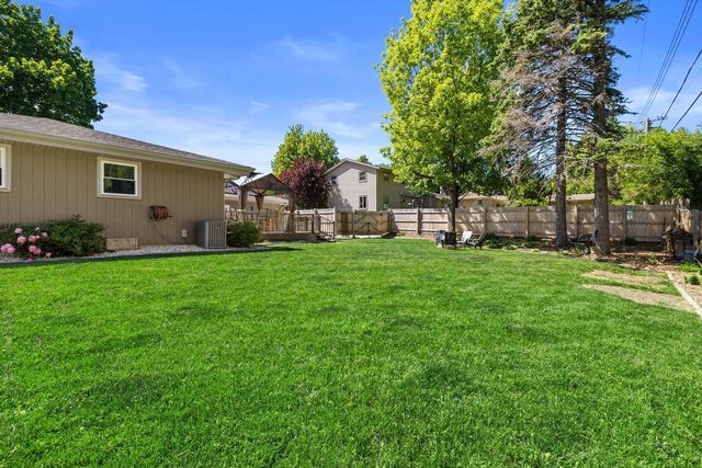 3521 Ascot DRIVE, Mount Pleasant, WI 53406