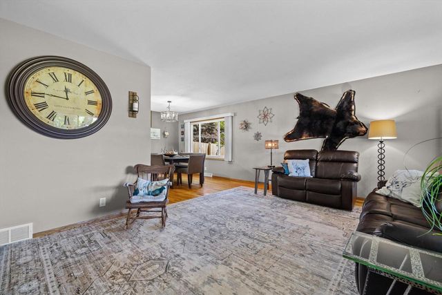 3521 Ascot DRIVE, Mount Pleasant, WI 53406
