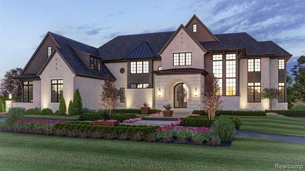 100 Bridgeview Drive, Bloomfield Hills, MI 48304