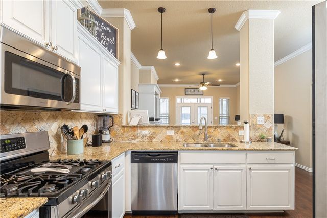 951 Piper Street, Cave Springs, AR 72718