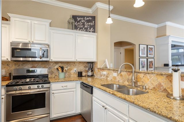 951 Piper Street, Cave Springs, AR 72718