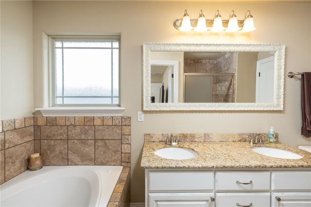 951 Piper Street, Cave Springs, AR 72718