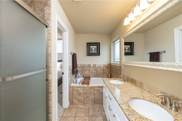 951 Piper Street, Cave Springs, AR 72718