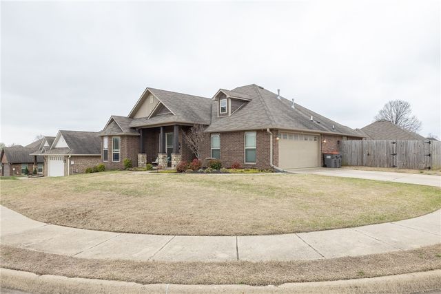 951 Piper Street, Cave Springs, AR 72718