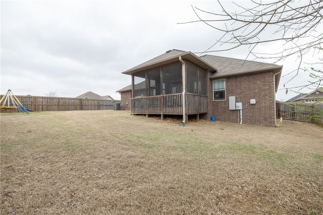 951 Piper Street, Cave Springs, AR 72718
