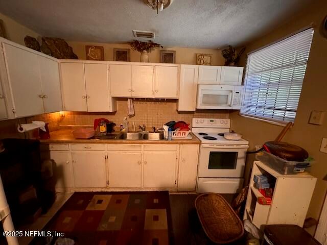 3265 SOUTEL Drive, Jacksonville, FL 32208