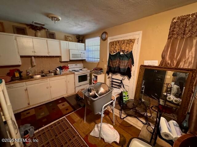 3265 SOUTEL Drive, Jacksonville, FL 32208