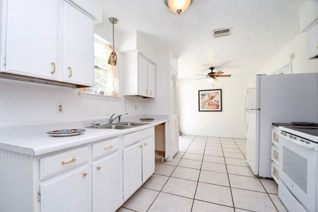 4903 Macridge Boulevard, Houston, TX 77053