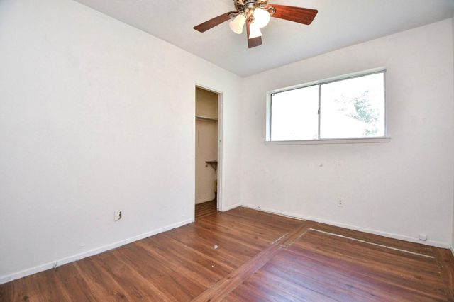 4903 Macridge Boulevard, Houston, TX 77053