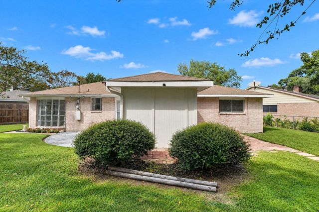 4903 Macridge Boulevard, Houston, TX 77053