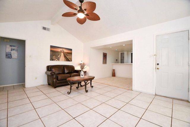 4903 Macridge Boulevard, Houston, TX 77053