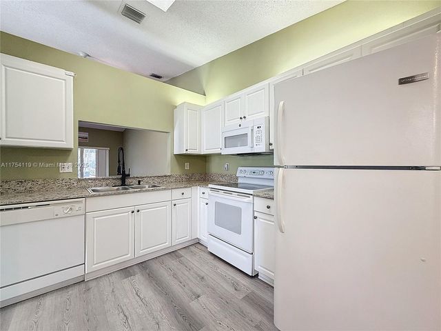 139 Sausalito Dr, Boynton Beach, FL 33436