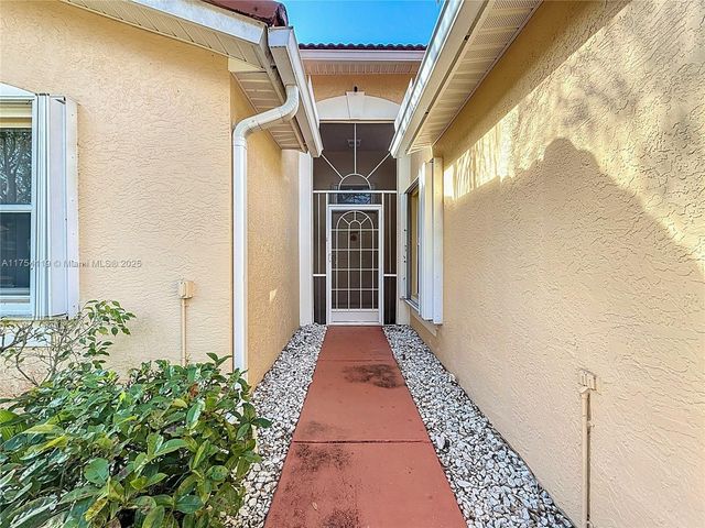 139 Sausalito Dr, Boynton Beach, FL 33436