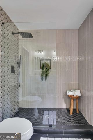 2831 Ivanhoe Lane SE, Smyrna, GA 30082