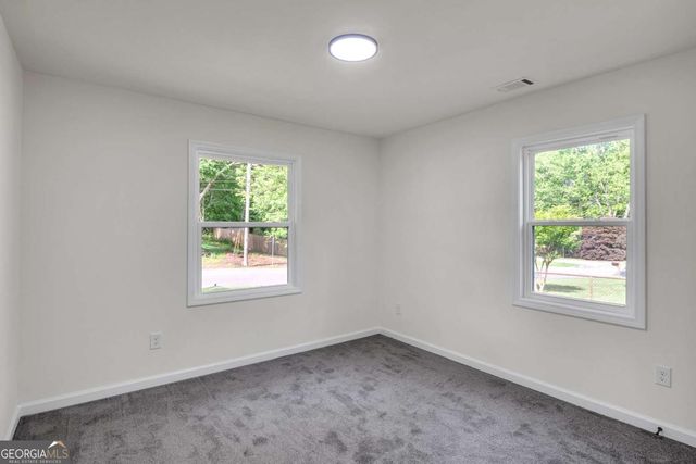 2831 Ivanhoe Lane SE, Smyrna, GA 30082