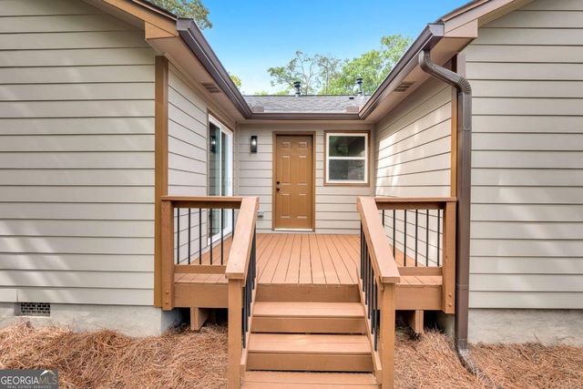 2831 Ivanhoe Lane SE, Smyrna, GA 30082