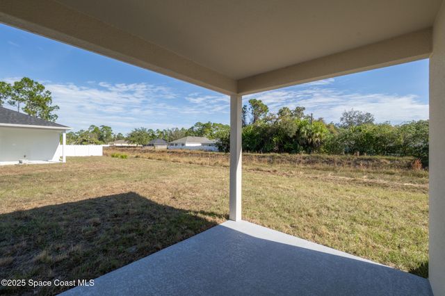 2357 Hagoplan Avenue SW, Palm Bay, FL 32908