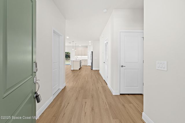 2357 Hagoplan Avenue SW, Palm Bay, FL 32908