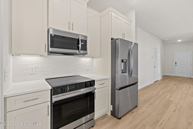 2357 Hagoplan Avenue SW, Palm Bay, FL 32908