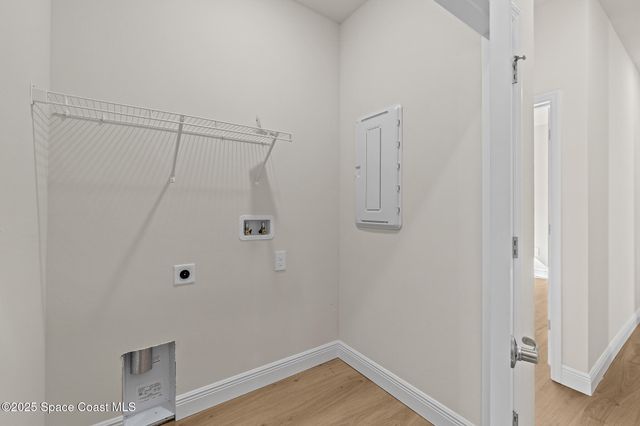 2357 Hagoplan Avenue SW, Palm Bay, FL 32908