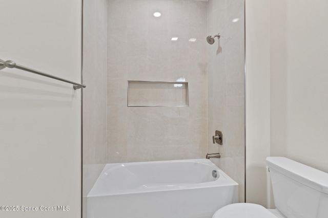 2357 Hagoplan Avenue SW, Palm Bay, FL 32908