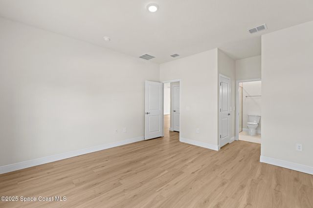 2357 Hagoplan Avenue SW, Palm Bay, FL 32908